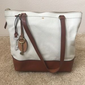 🌿HP🌿Fossil Leather Rachael Tote Bag